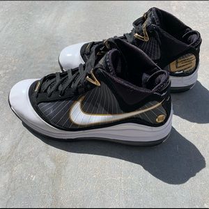 lebron 7 white gold